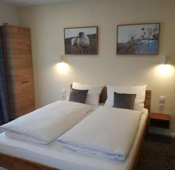 Aamiaismajoitus (B&B) Gästehaus Moser