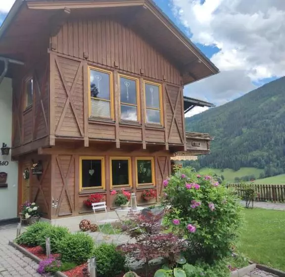 Aamiaismajoitus (B&B) Gästehaus Moser