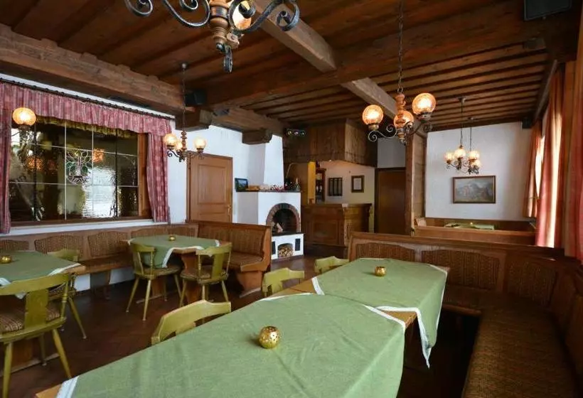تختخواب و صبحانه Haus Alpina By Châtel Reizen