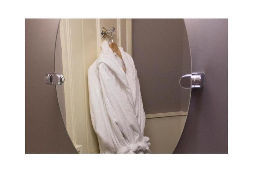 تختخواب و صبحانه Sea View D4