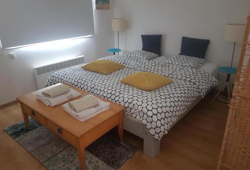 مبيت وإفطار Art Hill