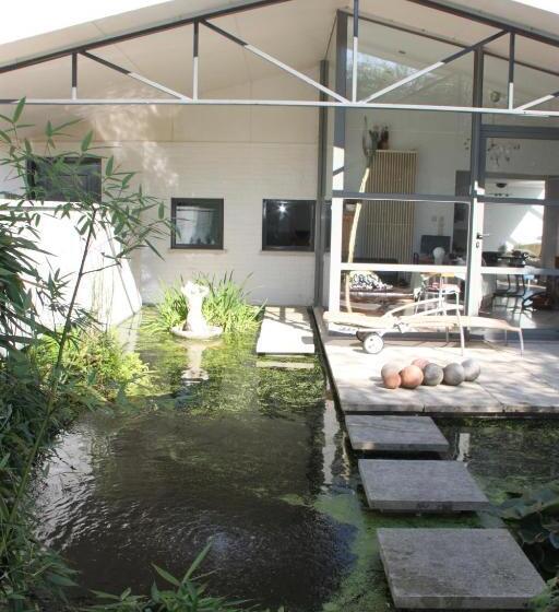 مبيت وإفطار Art Hill