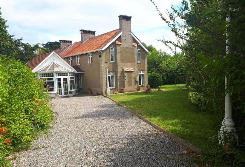 Bed and Breakfast The Dell Dublin