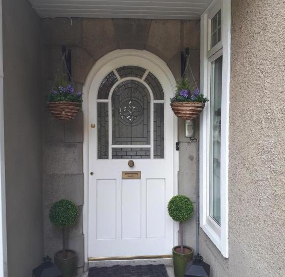 Bed and Breakfast The Dell Dublin