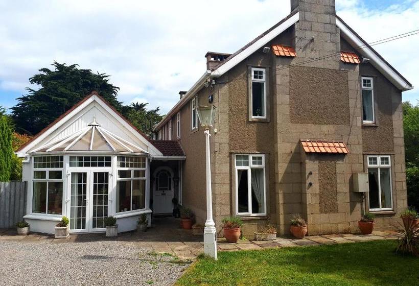 Bed and Breakfast The Dell Dublin