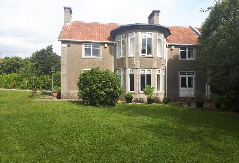 Bed and Breakfast The Dell Dublin