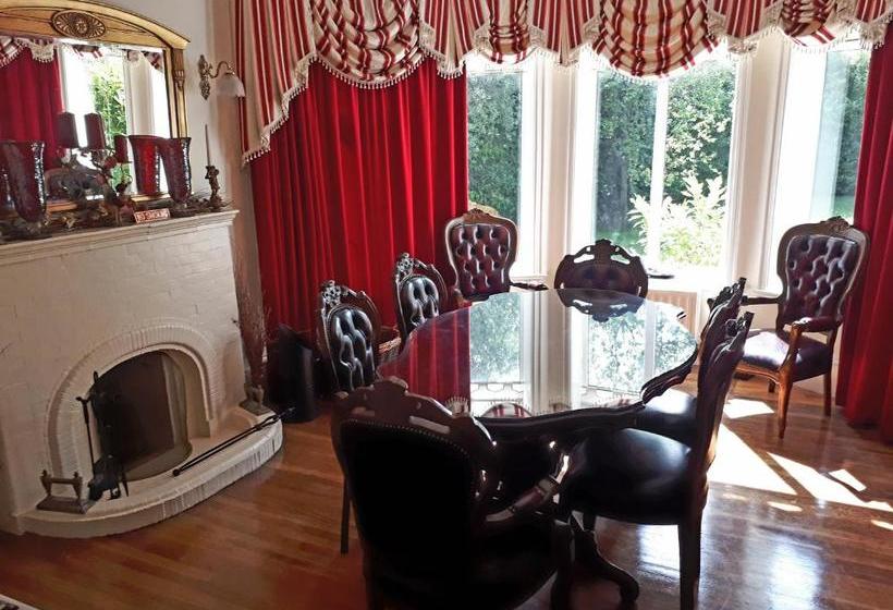 Bed and Breakfast The Dell Dublin