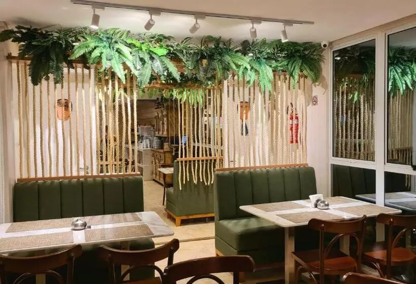 ホテル Atlantic Palace Family Inn
