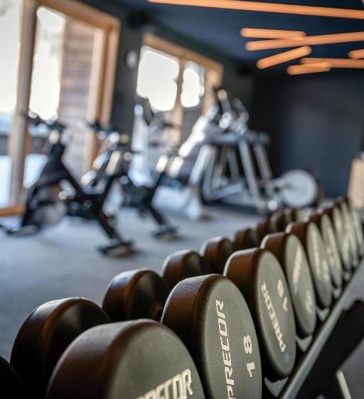 هتل Das Zwölferhaus