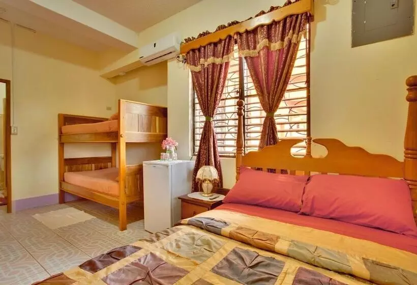 ホテル Davis Falls Inn