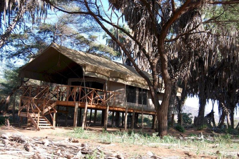 هتل Elephant Bedroom Camp