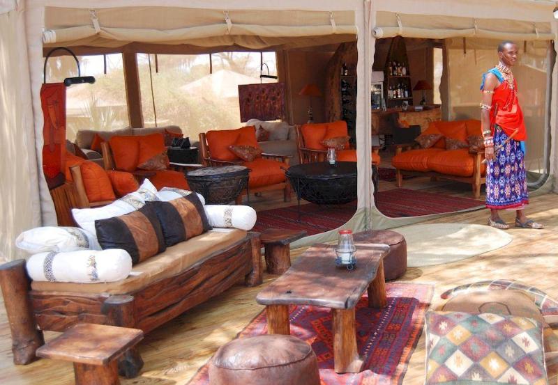 هتل Elephant Bedroom Camp