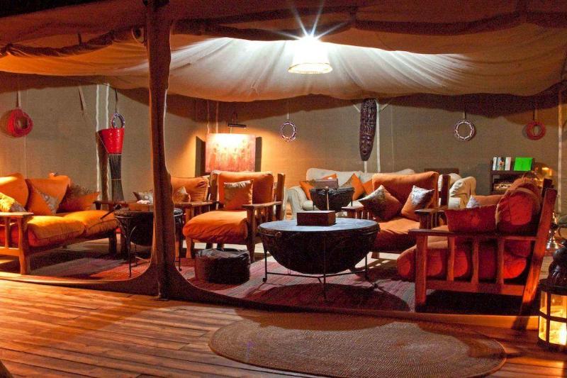 هتل Elephant Bedroom Camp