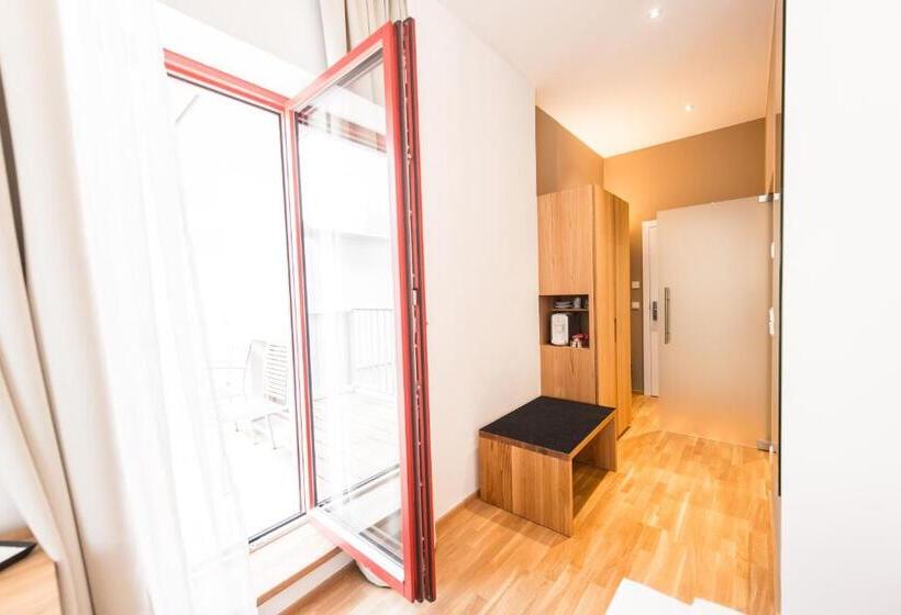 Hotel Göttfried   Essen Trinken Schlafen