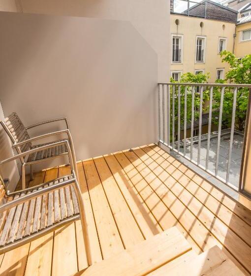 Hotel Göttfried   Essen Trinken Schlafen