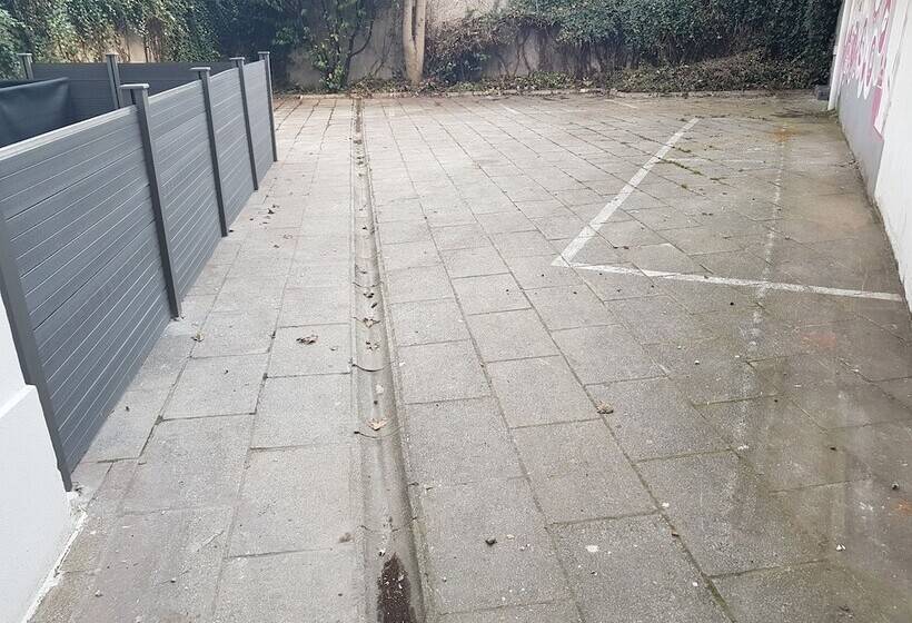 هتل Hôtel Méribel