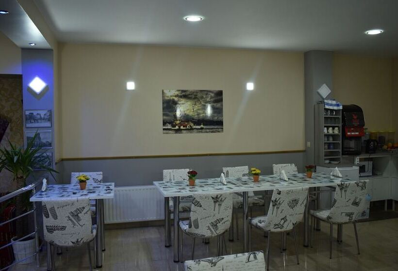 هتل Hôtel Méribel