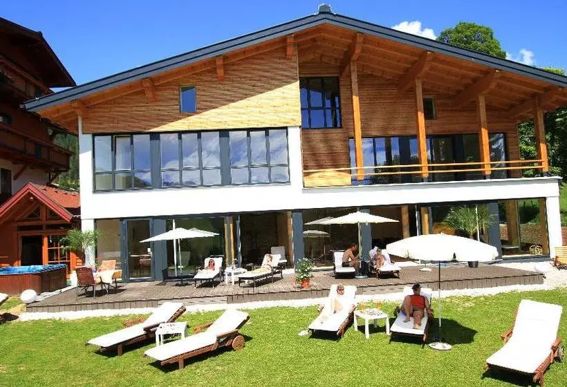 هتل Landhaus Ramsau