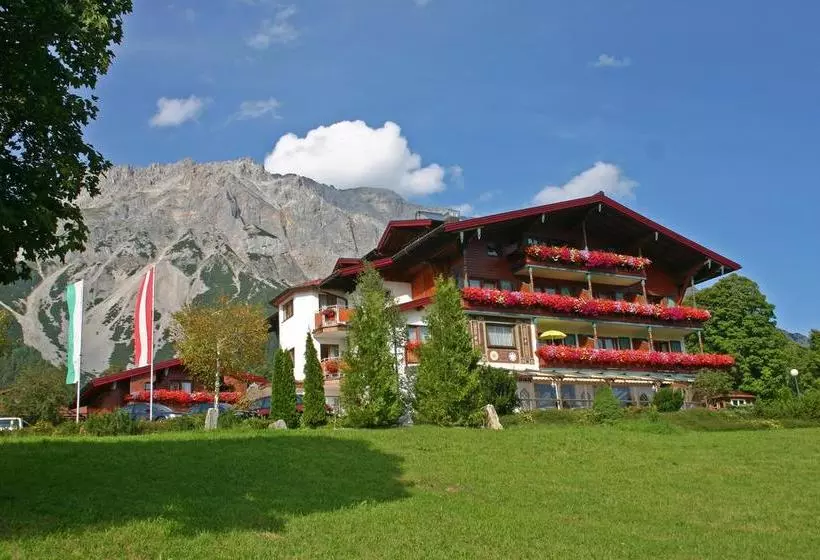 هتل Landhaus Ramsau