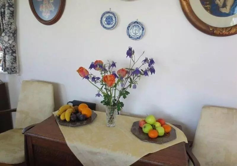 The Stone House B&b