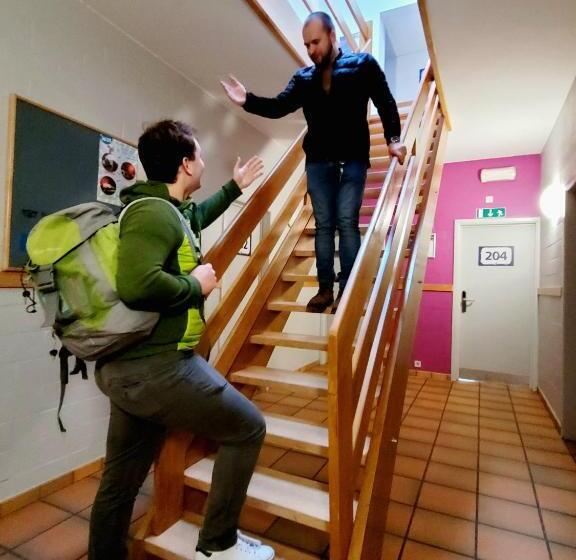 هاستل Auberge De Jeunesse De Bouillon