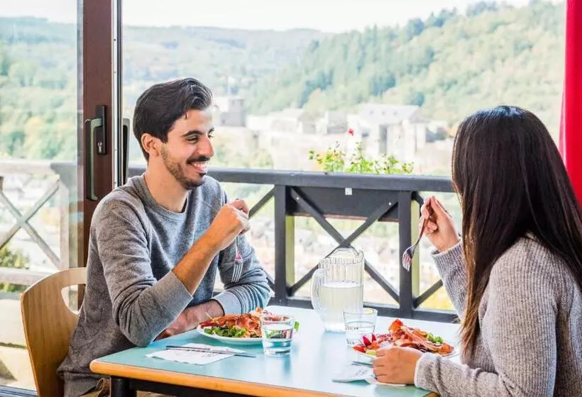 Auberge De Jeunesse De Bouillon