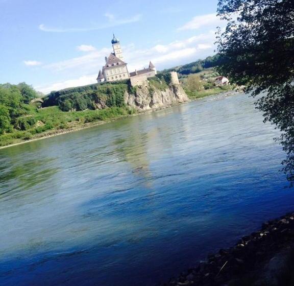 مبيت وإفطار Gästehaus Egger