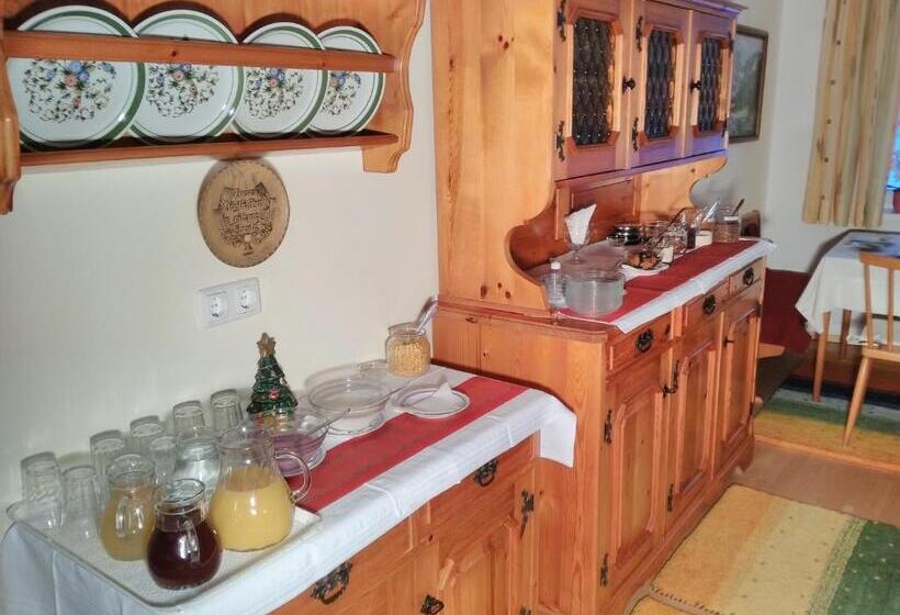 ベッドアンドブレックファースト Haus Amalia