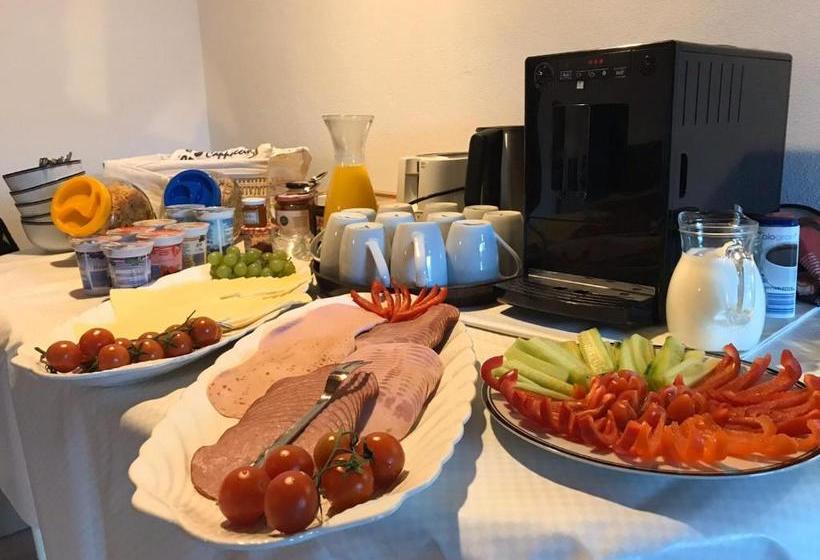 Bed and Breakfast La Irmania Pension