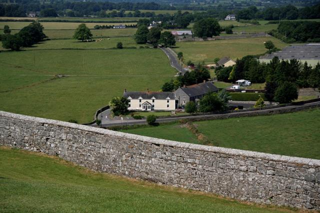 مبيت وإفطار O'briens Cashel Lodge