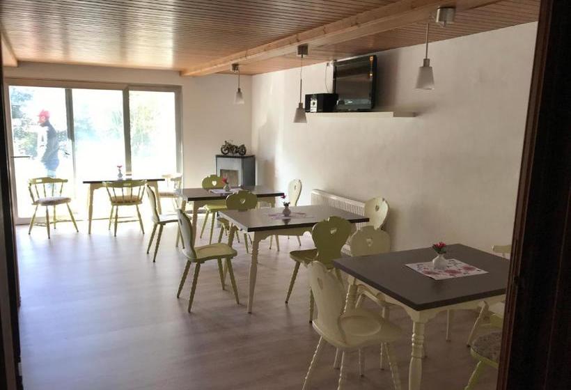 Bed and Breakfast La Irmania Pension