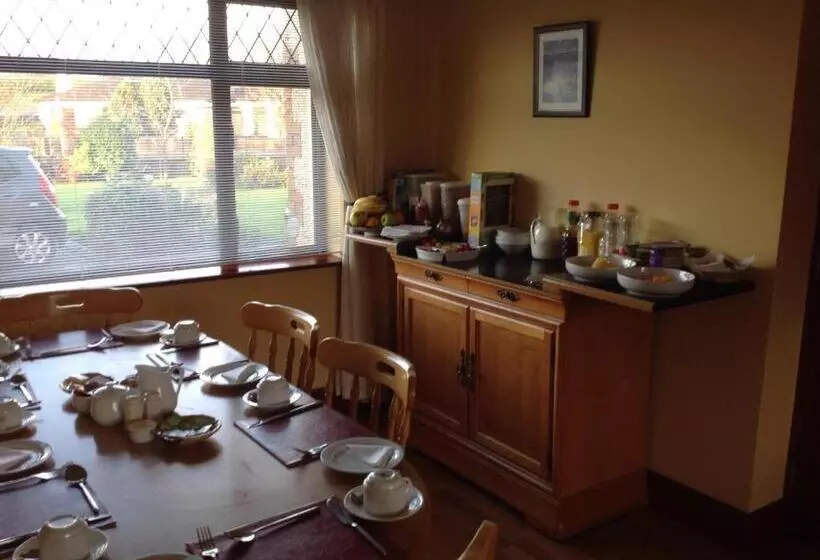 Doogarry House B&b