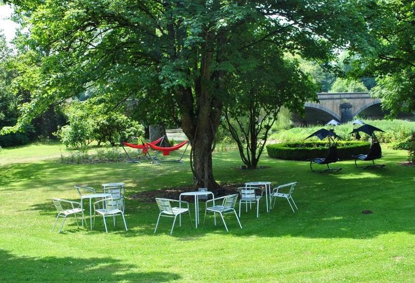 호텔 La Roseraie. Gaume Ardenne Lacuisine Sur Semois