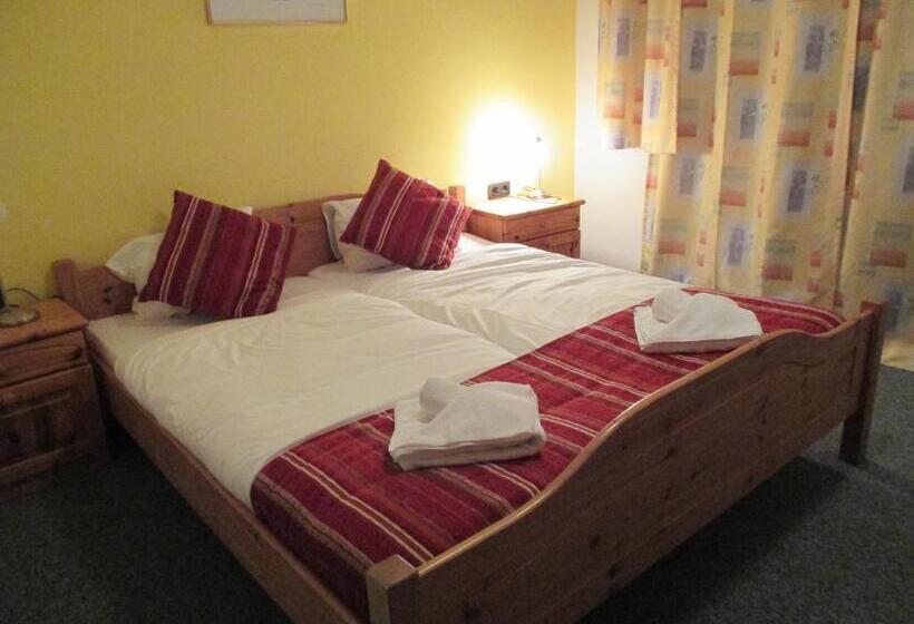 Отель Untermetzger