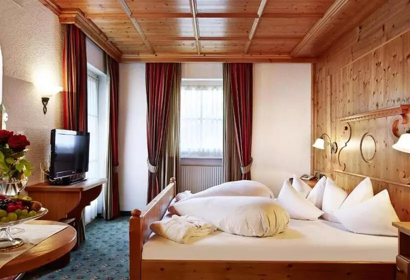 هتل Villa Angela