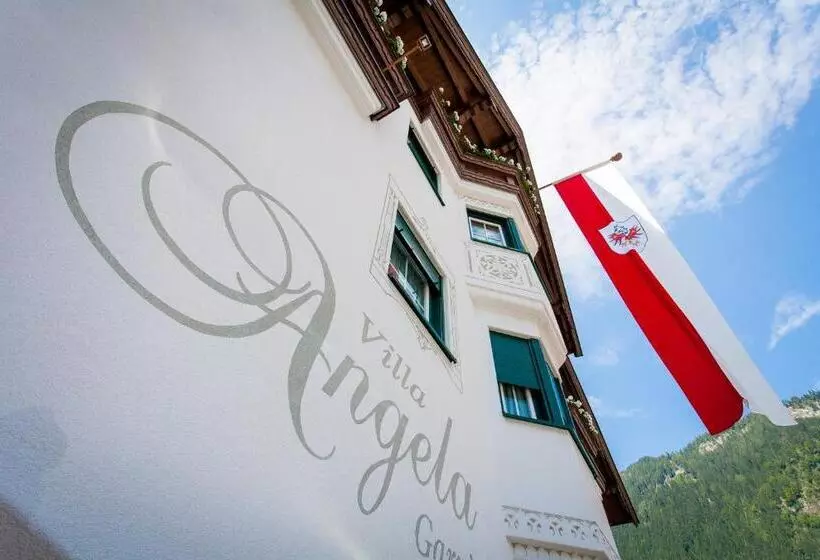 هتل Villa Angela