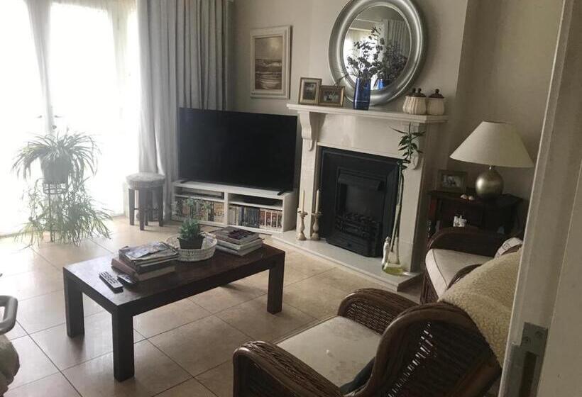 The Meadows Bed And Breakfast