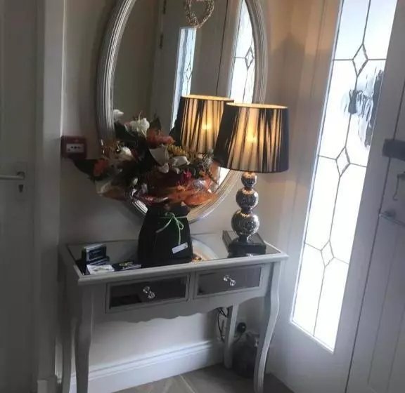 The Meadows Bed And Breakfast