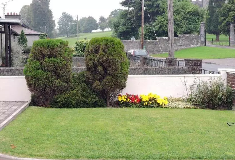 The Meadows Bed And Breakfast