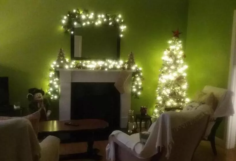 The Meadows Bed And Breakfast