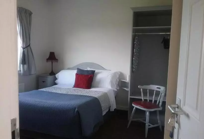 The Meadows Bed And Breakfast
