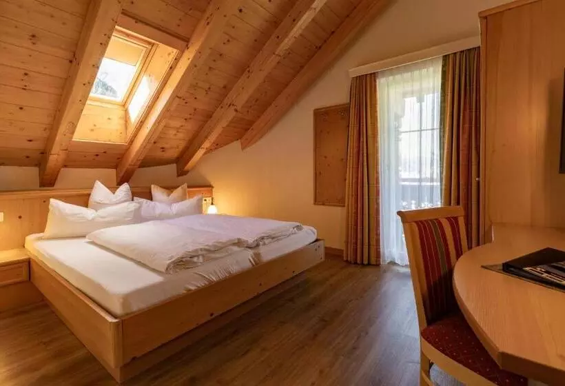 Alpenhotel Erika