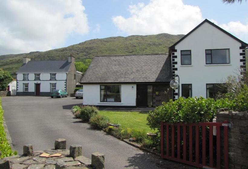 An Dooneen, The Hurley Farm B&b