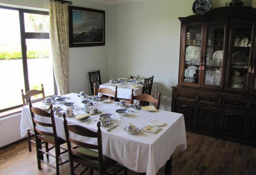 An Dooneen, The Hurley Farm B&b