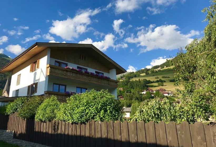 Bed and Breakfast Gästehaus Schneeberger