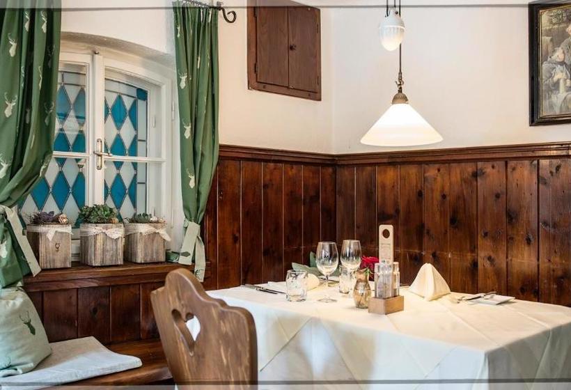 ベッドアンドブレックファースト Landgasthof & Restaurant Batzenhäusl