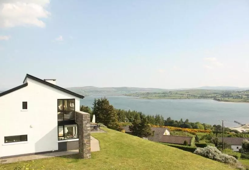 Aamiaismajoitus (B&B) Sea Vista Boutique Accommodation