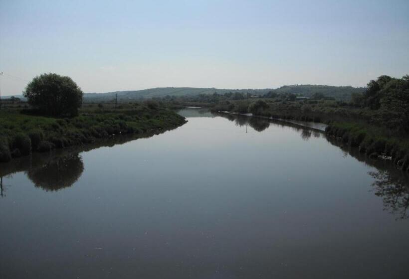 Castlemaine House B&b