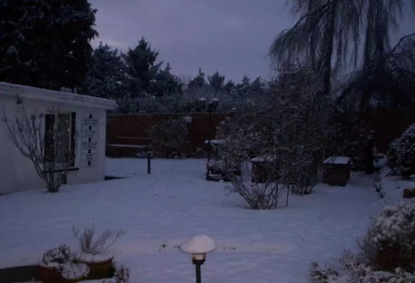 Castlemaine House B&b
