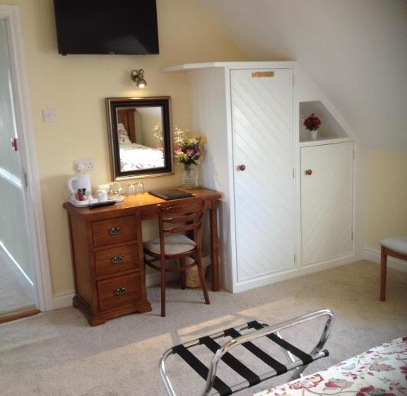 Channel View Bed & Breakfast